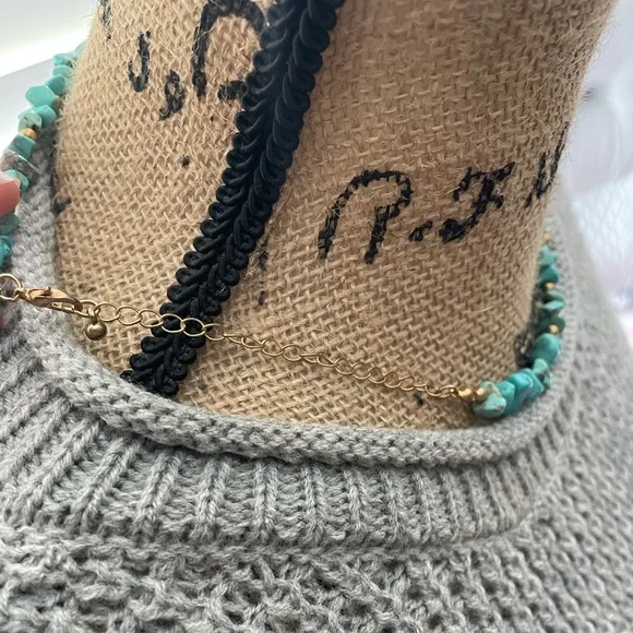 turquoise inspired necklace with gold accent - Picture 3 of 3